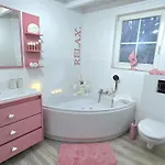 בית נופש Pink Und באבה