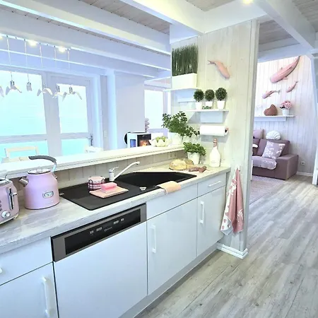 Pink Und - Meerblick, Sauna, Kamin & Whirlpool * بابي