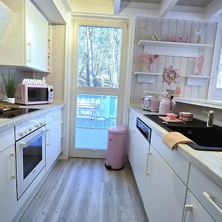 Holiday home Pink Und - Meerblick, Sauna, Kamin & Whirlpool Baabe