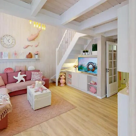 Pink Und - Meerblick, Sauna, Kamin & Whirlpool بيت للعطل *