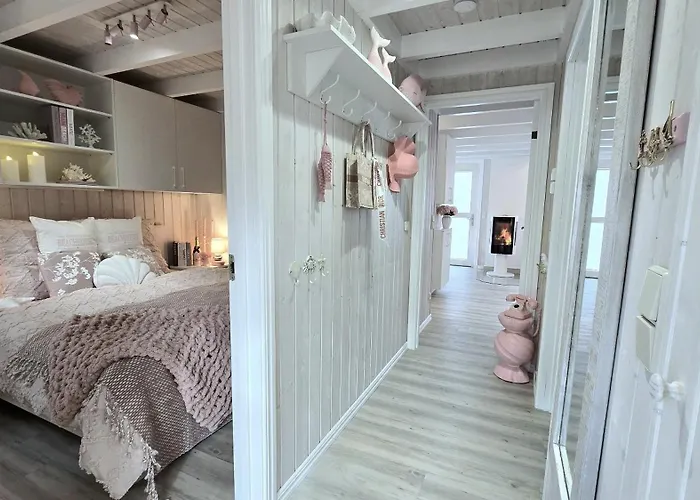 Pink Und Semesterbostad *