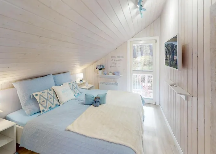 Semesterbostad Pink Und