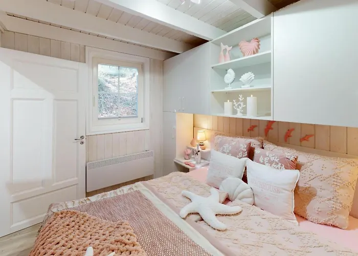 Semesterbostad Pink Und *