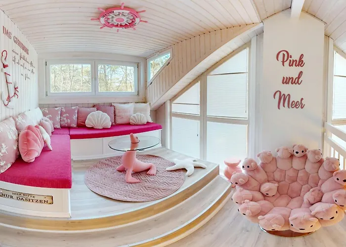 Semesterbostad Pink Und Baabe